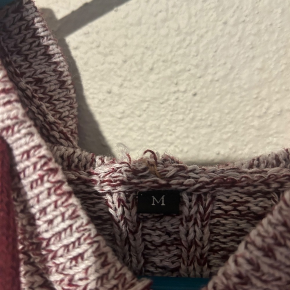 Sweater - Picture 2 of 3